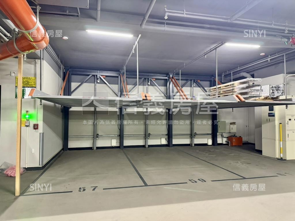 東騰界高樓毛胚房屋室內格局與周邊環境