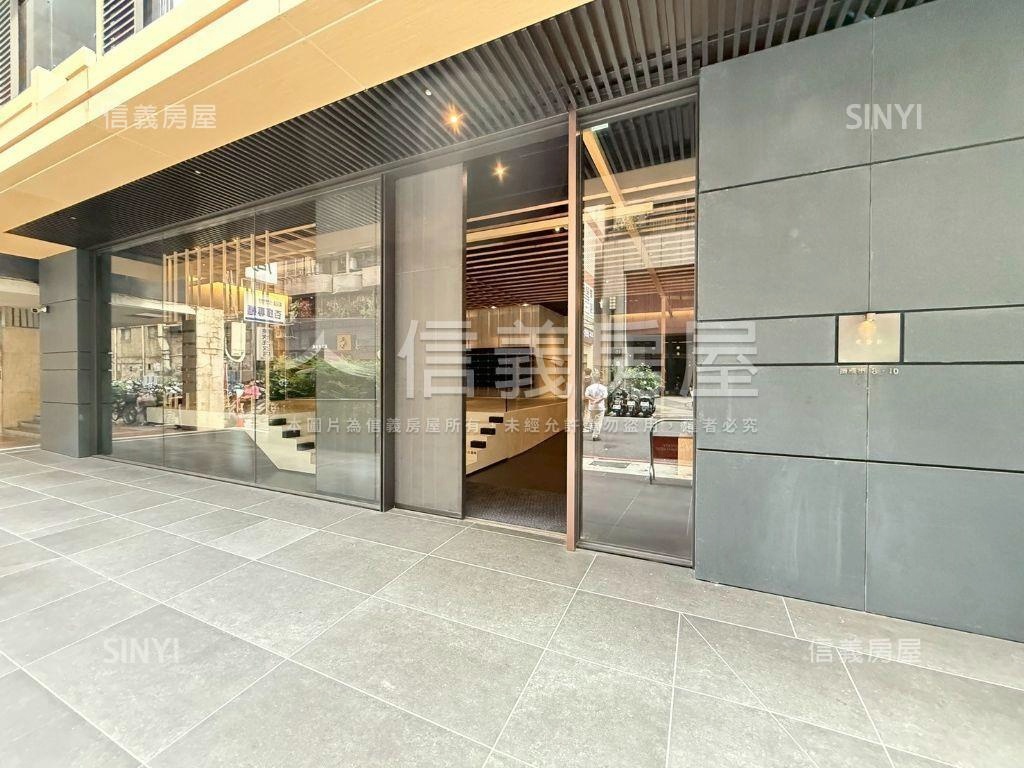 東騰界高樓毛胚房屋室內格局與周邊環境