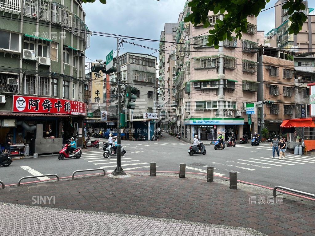 三樓邊間！低總價兩房房屋室內格局與周邊環境