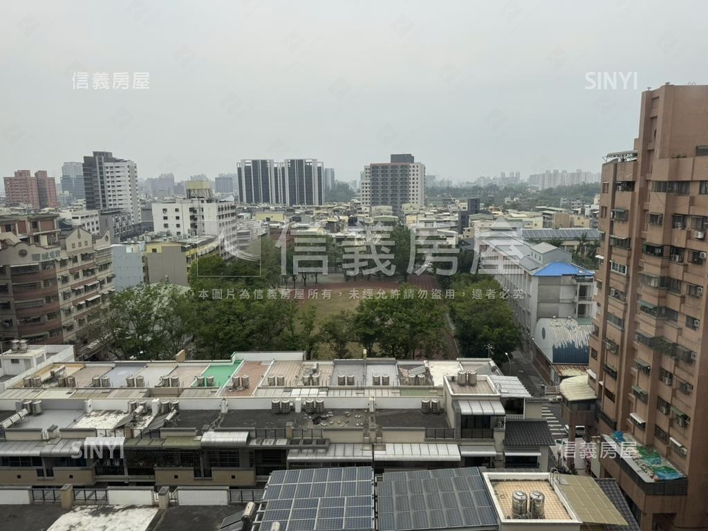 輕屋齡成家兩房車位房屋室內格局與周邊環境