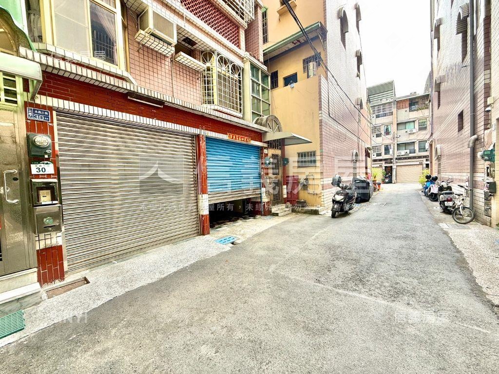 小資族新加坡式車庫透天房屋室內格局與周邊環境
