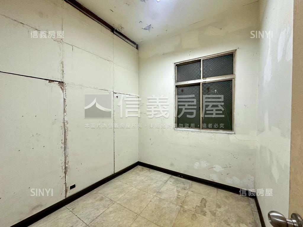 民安東路工業區透天廠辦房屋室內格局與周邊環境