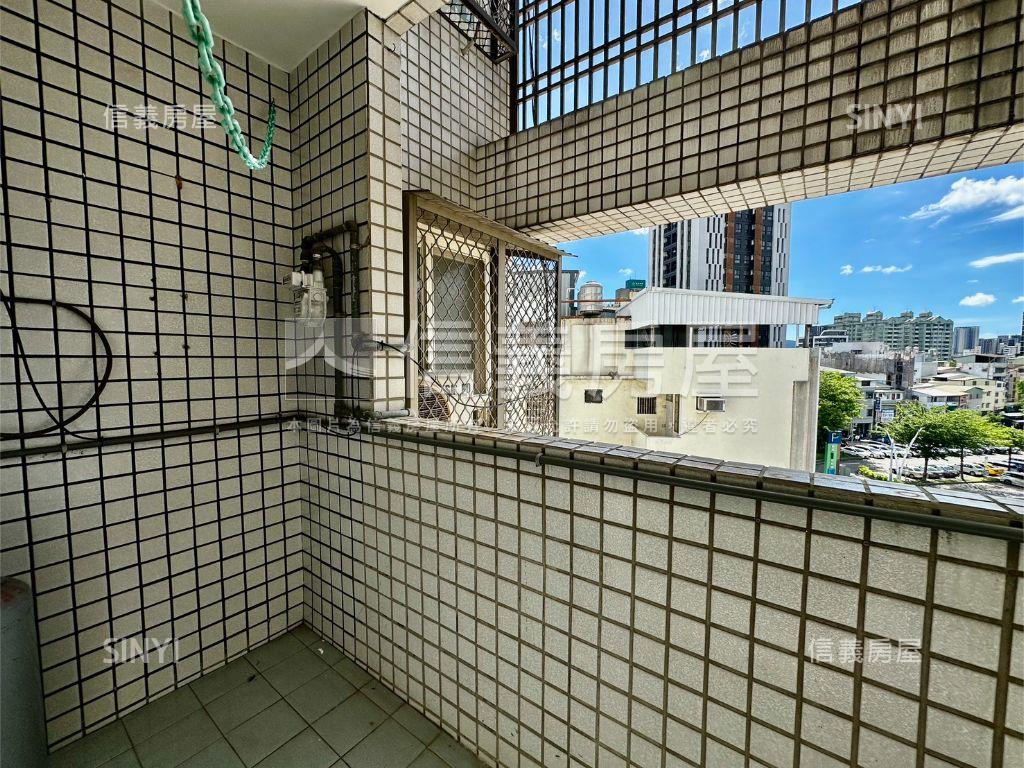 苓雅明亮小資三房房屋室內格局與周邊環境
