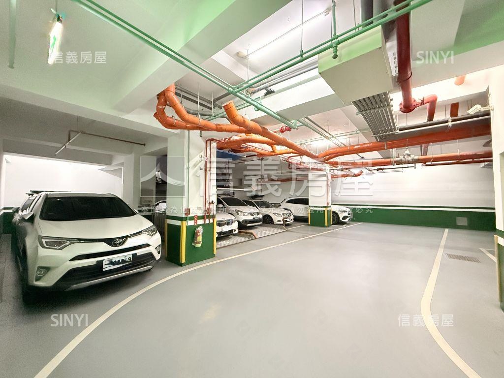 重劃區豪邸三房兩衛附車位房屋室內格局與周邊環境