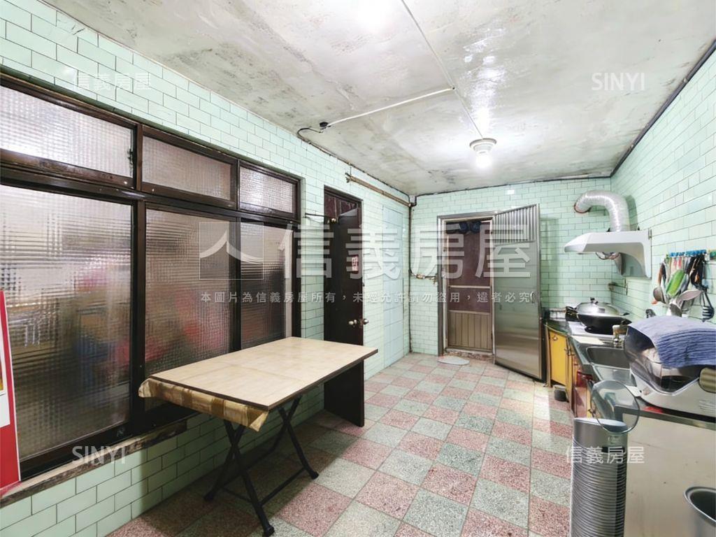 文山純住綠意透天房屋室內格局與周邊環境