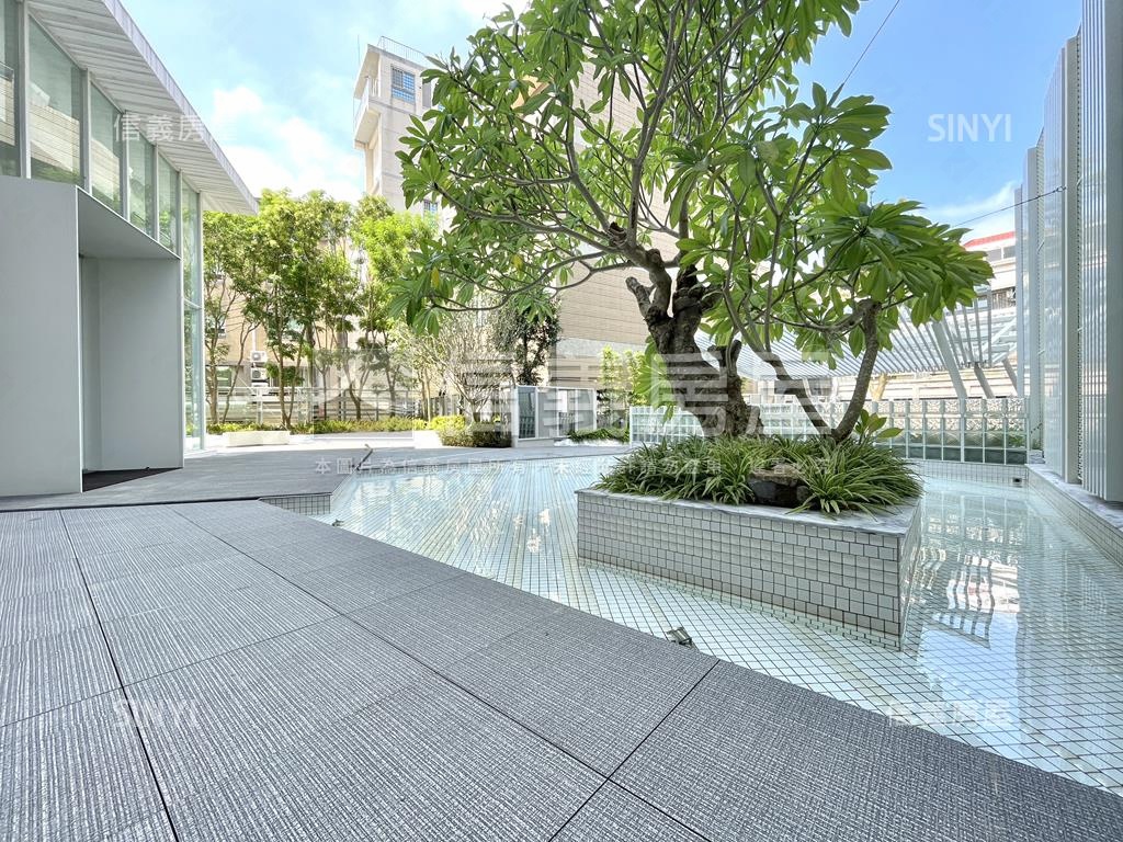 懋榮花雨歇質感大面寬店住房屋室內格局與周邊環境