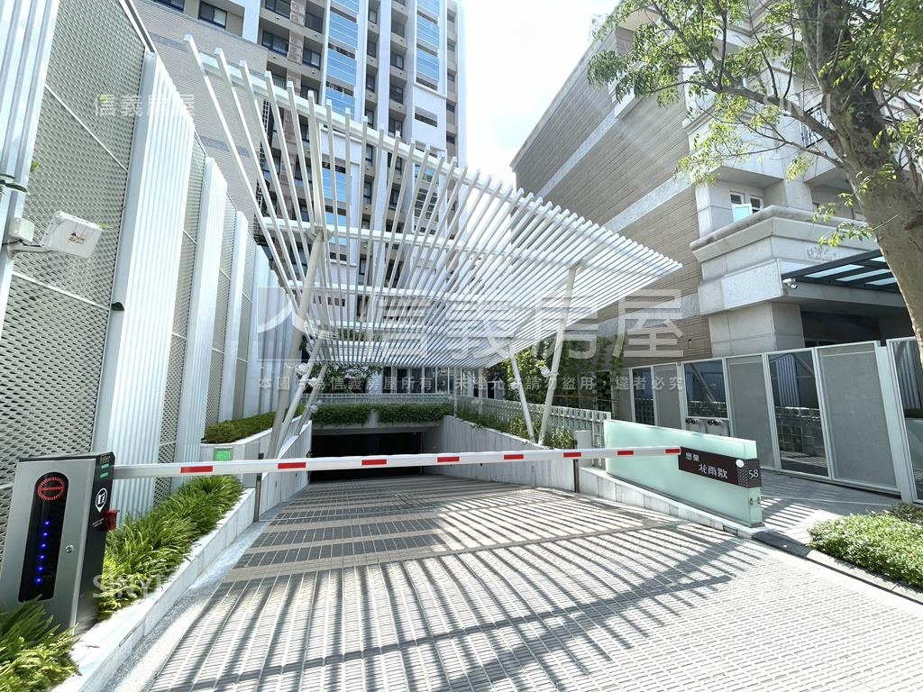 懋榮花雨歇質感大面寬店住房屋室內格局與周邊環境