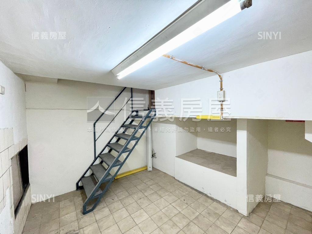 近中興大學臨路住店房屋室內格局與周邊環境