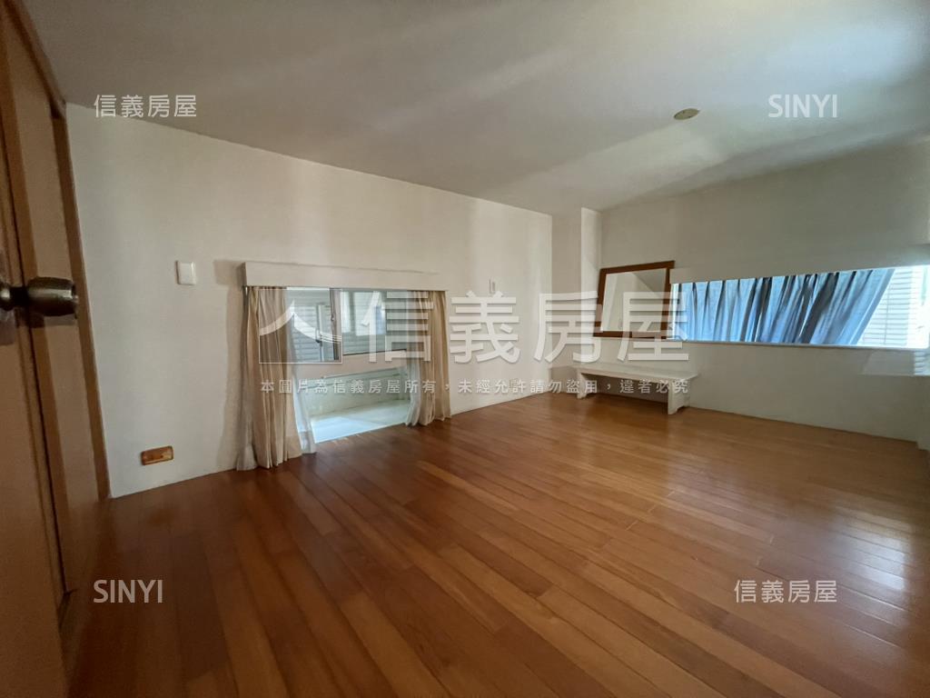 公園旁美景亮麗屋房屋室內格局與周邊環境