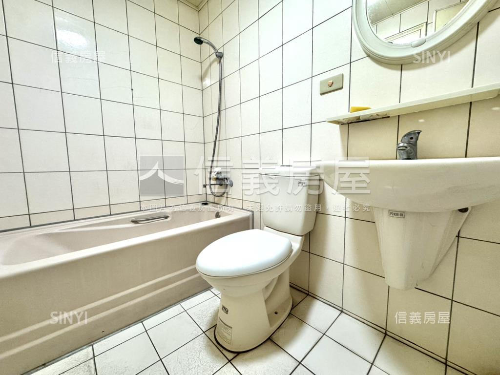 買代－南屯兩房車位房屋室內格局與周邊環境