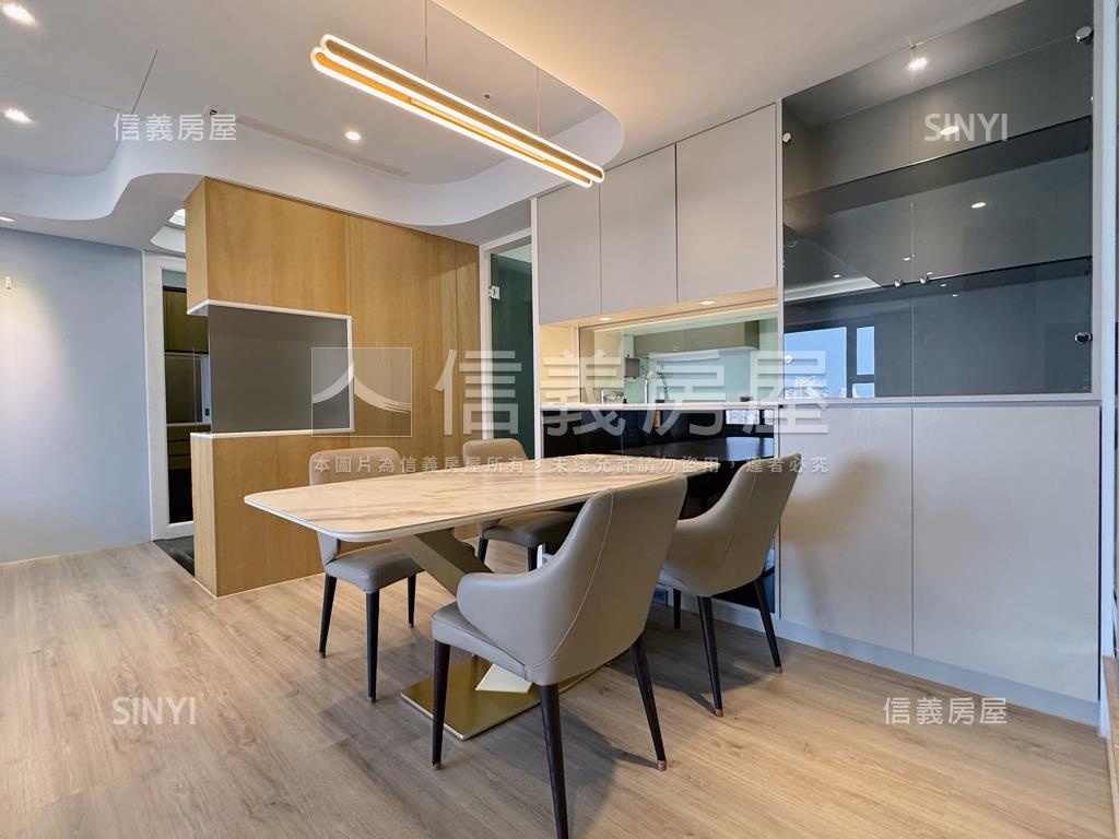 京城大苑山景三房雙平車房屋室內格局與周邊環境