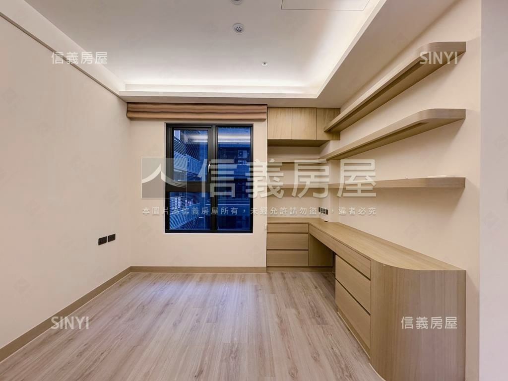 京城大苑山景三房雙平車房屋室內格局與周邊環境