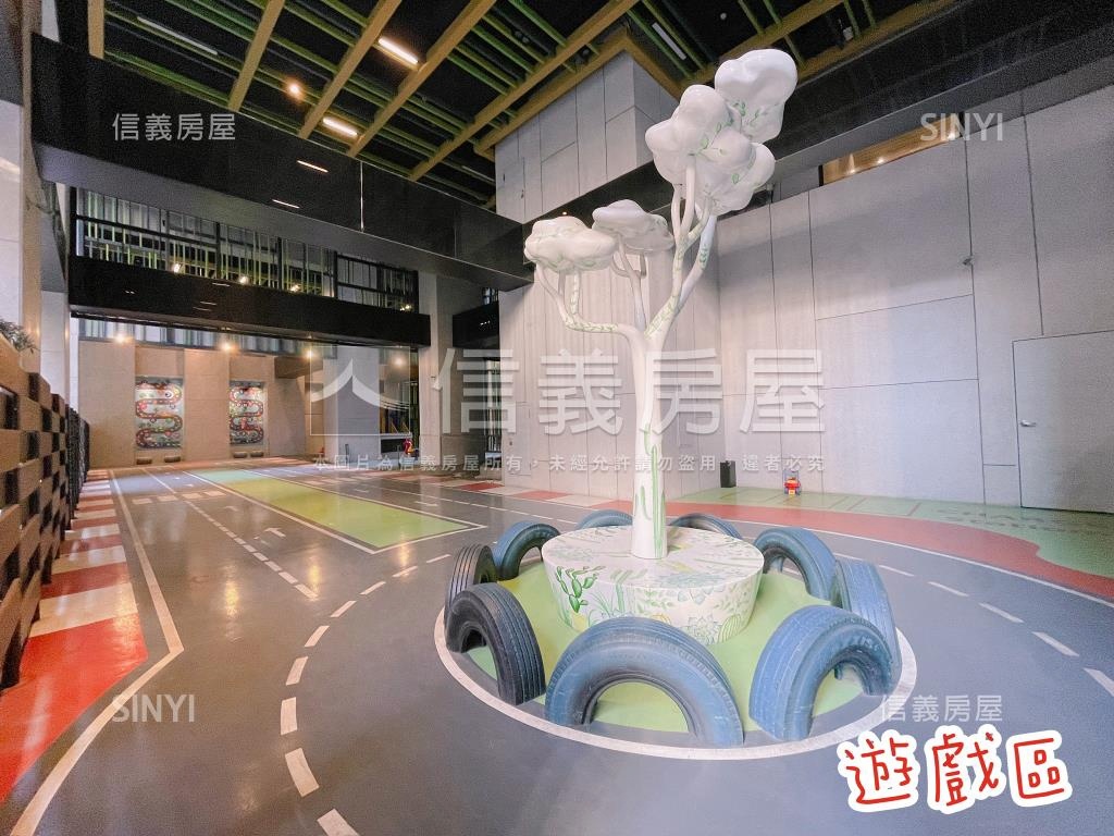 京城大苑山景三房雙平車房屋室內格局與周邊環境