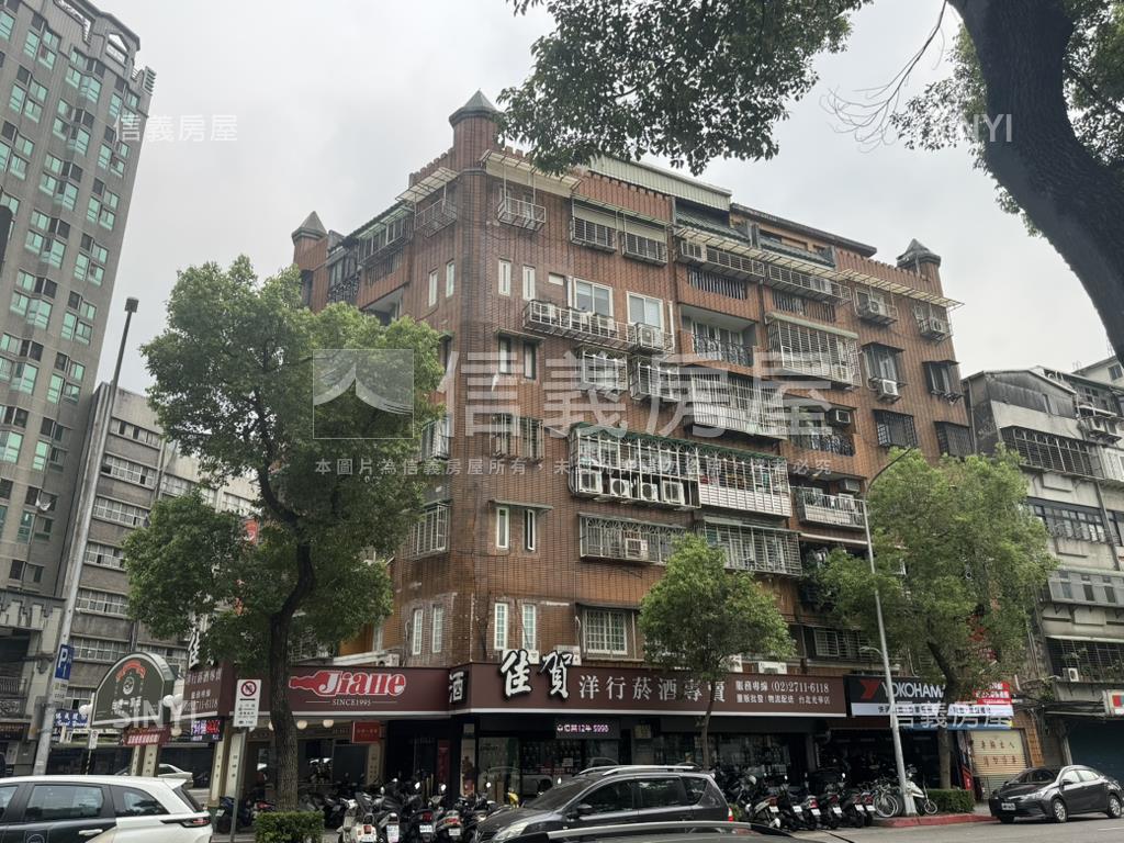 忠孝新生稀有四房房屋室內格局與周邊環境