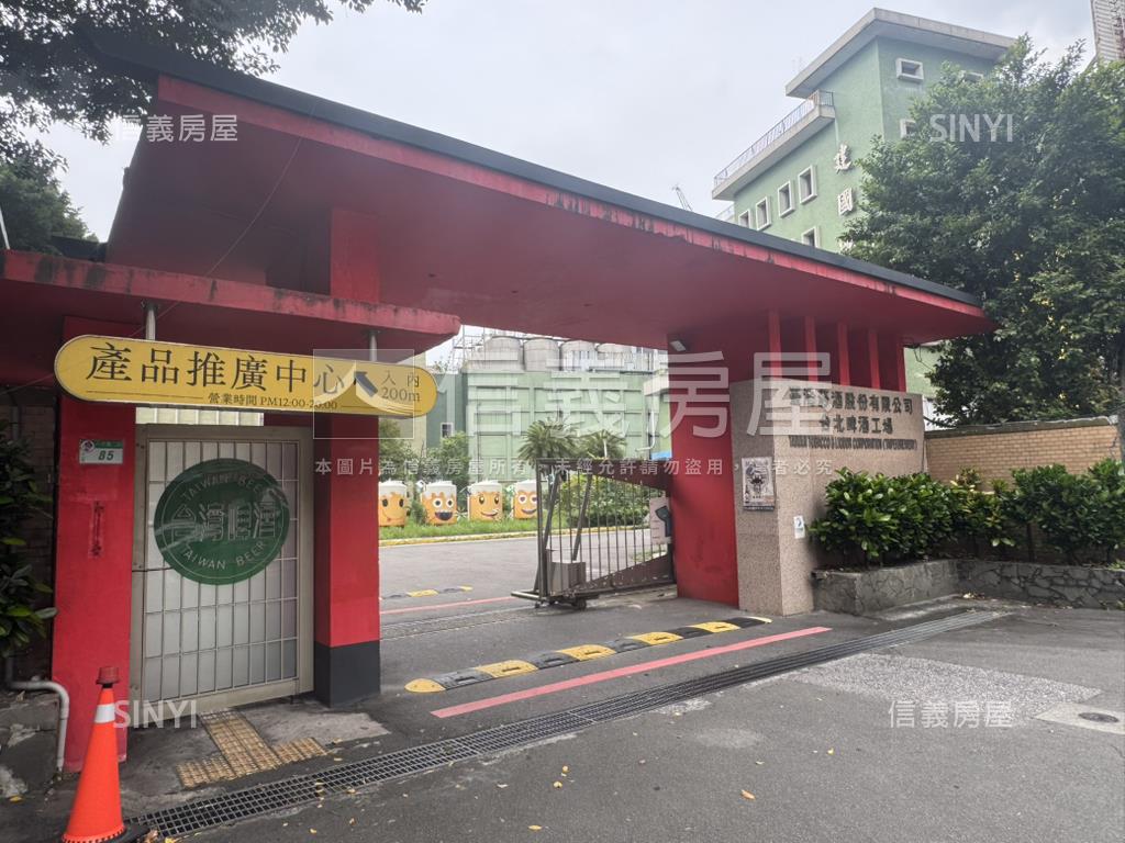 忠孝新生稀有四房房屋室內格局與周邊環境