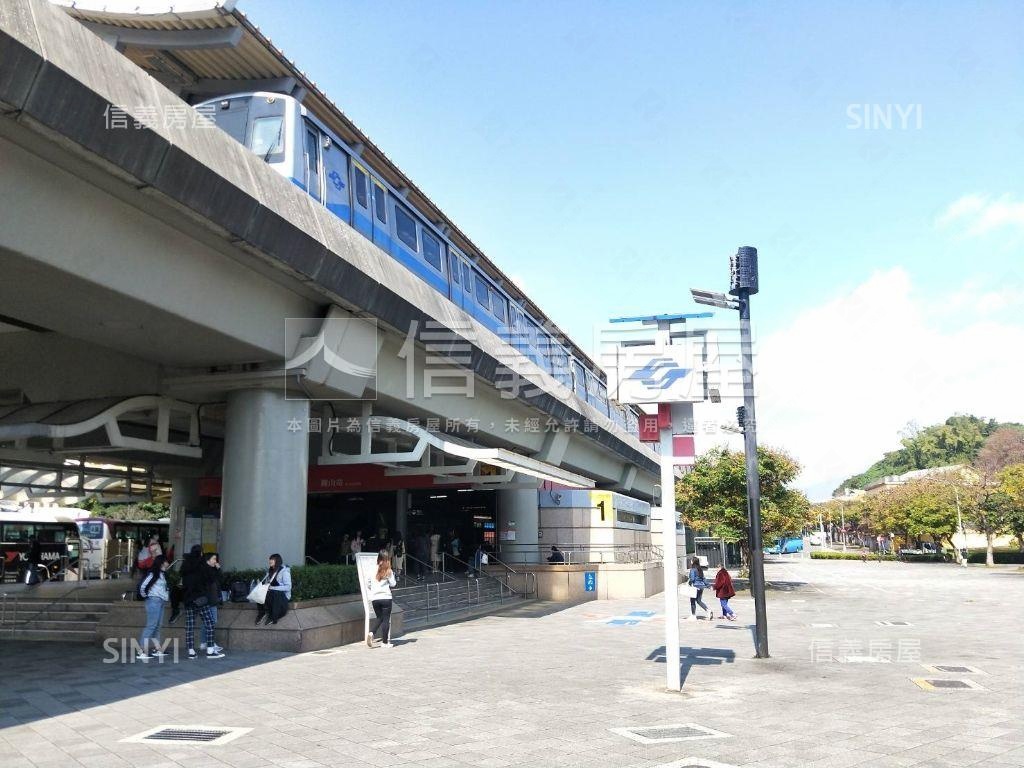 民族西路稀有透天房屋室內格局與周邊環境