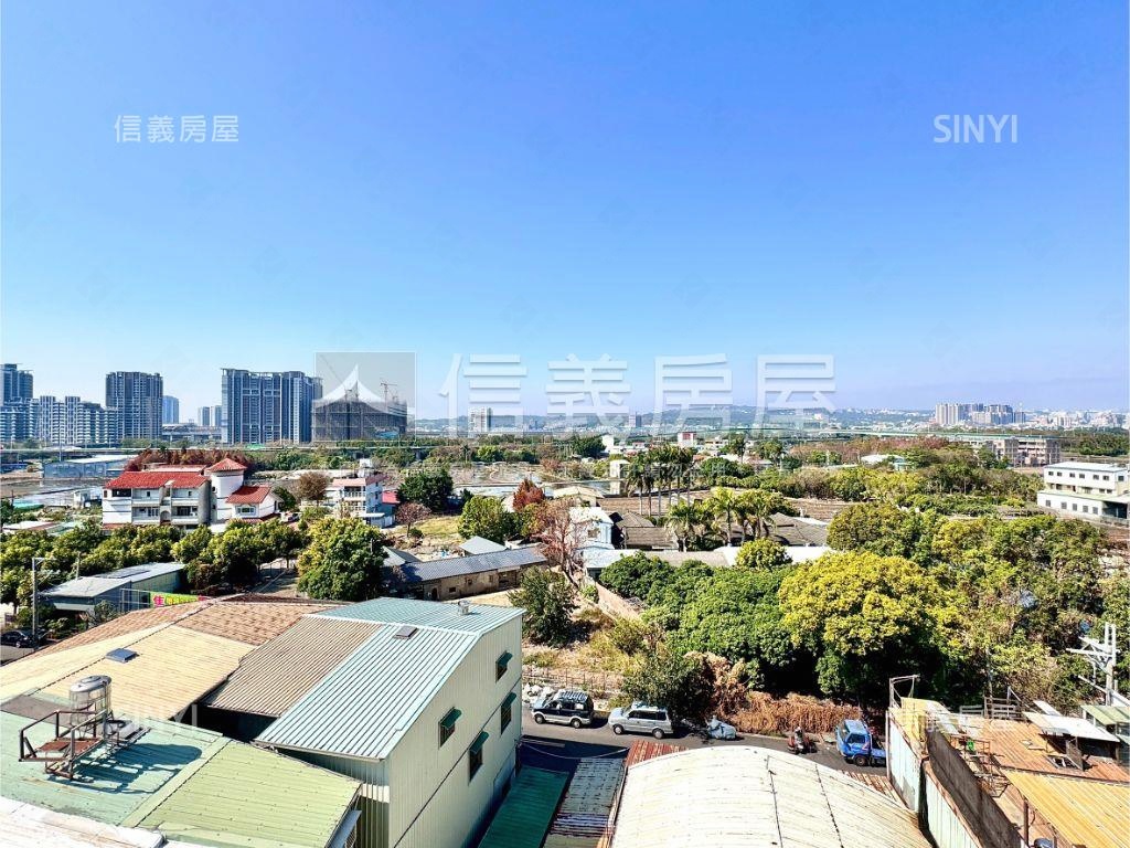 黎明路一段兩房車位房屋室內格局與周邊環境