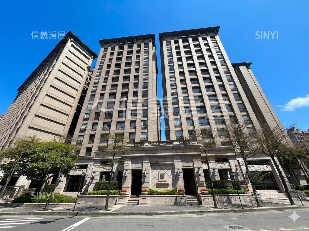 新南港雙站三房大車位房屋室內格局與周邊環境