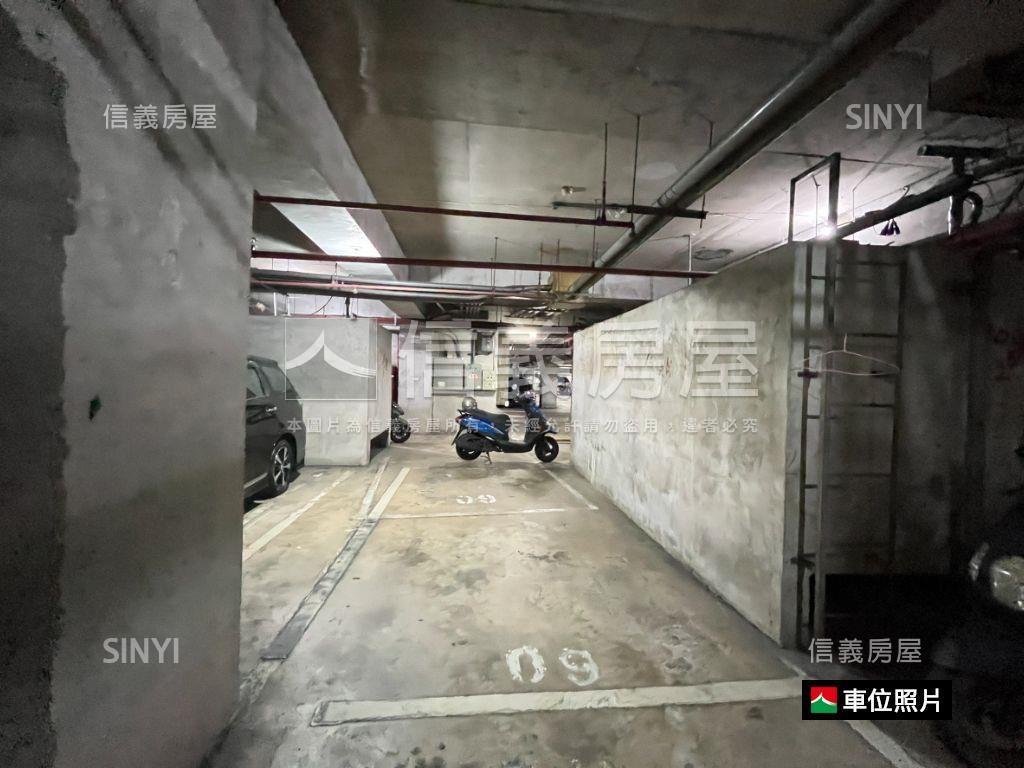 永寧皇家宮廷亮麗一樓房屋室內格局與周邊環境