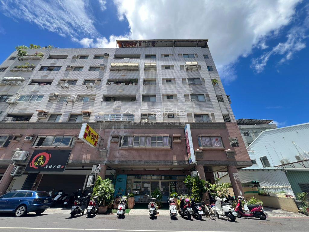 瑞豐巨蛋補習班金店面房屋室內格局與周邊環境