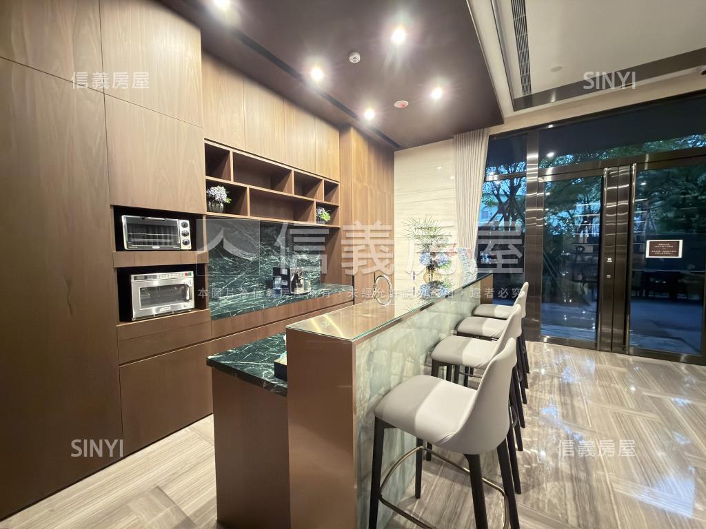 ｛吉美信義｝河景雙車大戶房屋室內格局與周邊環境