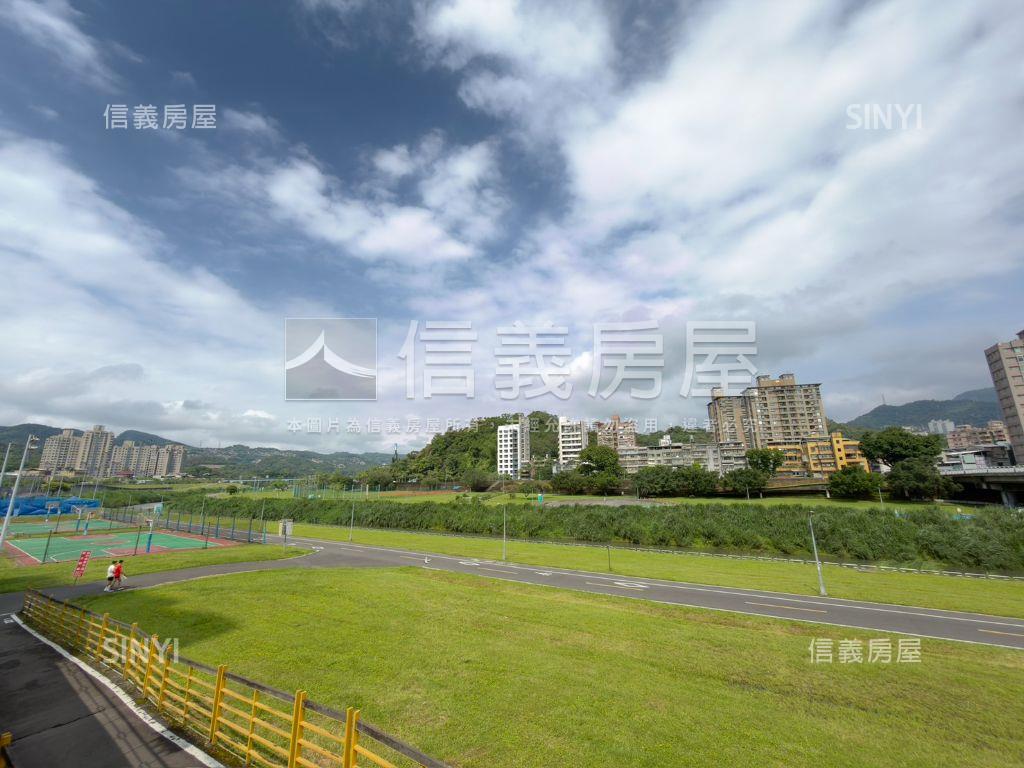 ｛吉美信義｝河景雙車大戶房屋室內格局與周邊環境