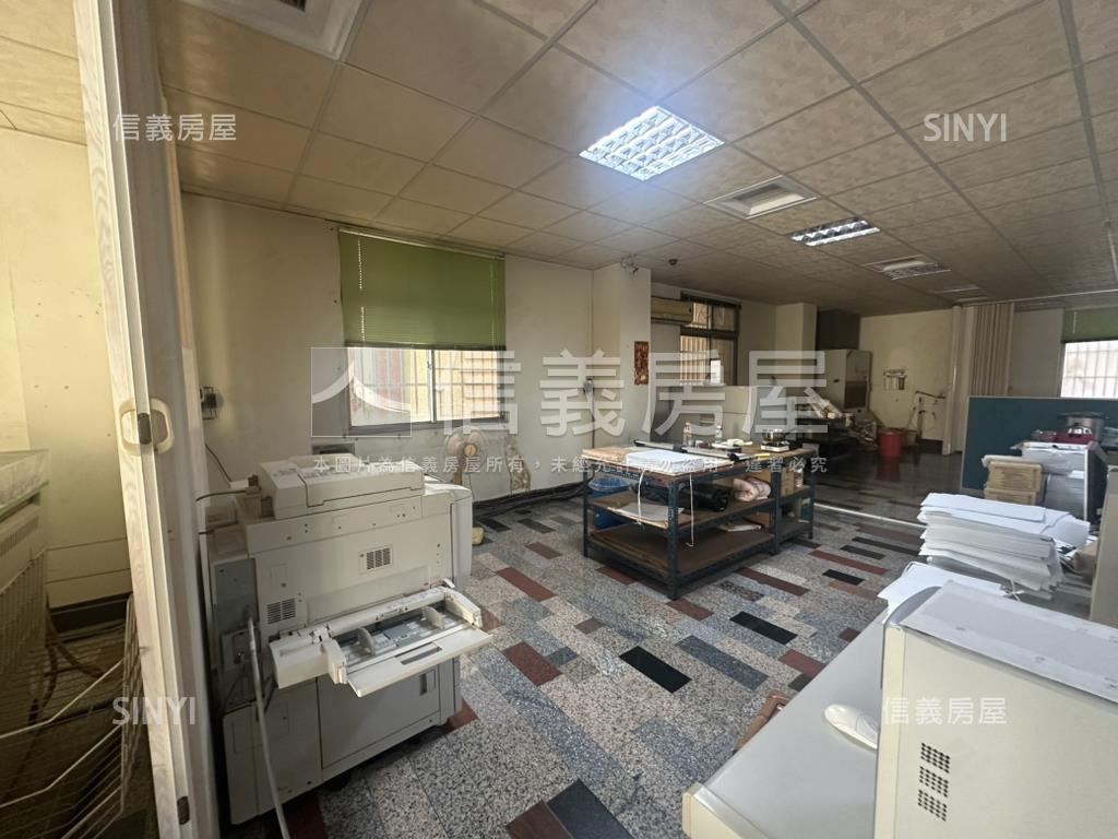 近副都心霸王店面房屋室內格局與周邊環境