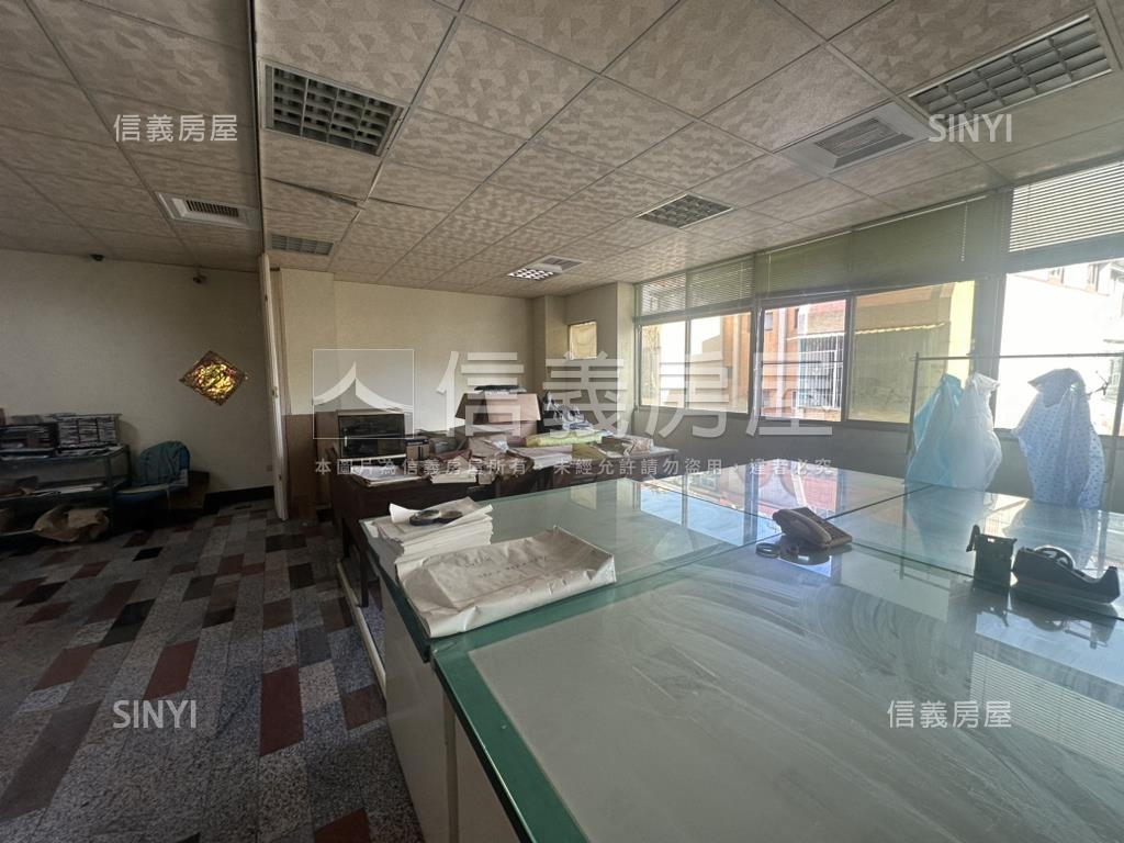 近副都心霸王店面房屋室內格局與周邊環境