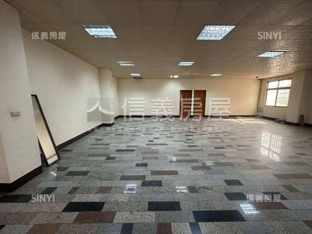 近副都心霸王店面房屋室內格局與周邊環境