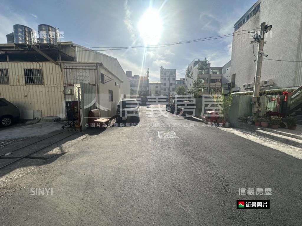 近副都心霸王店面房屋室內格局與周邊環境