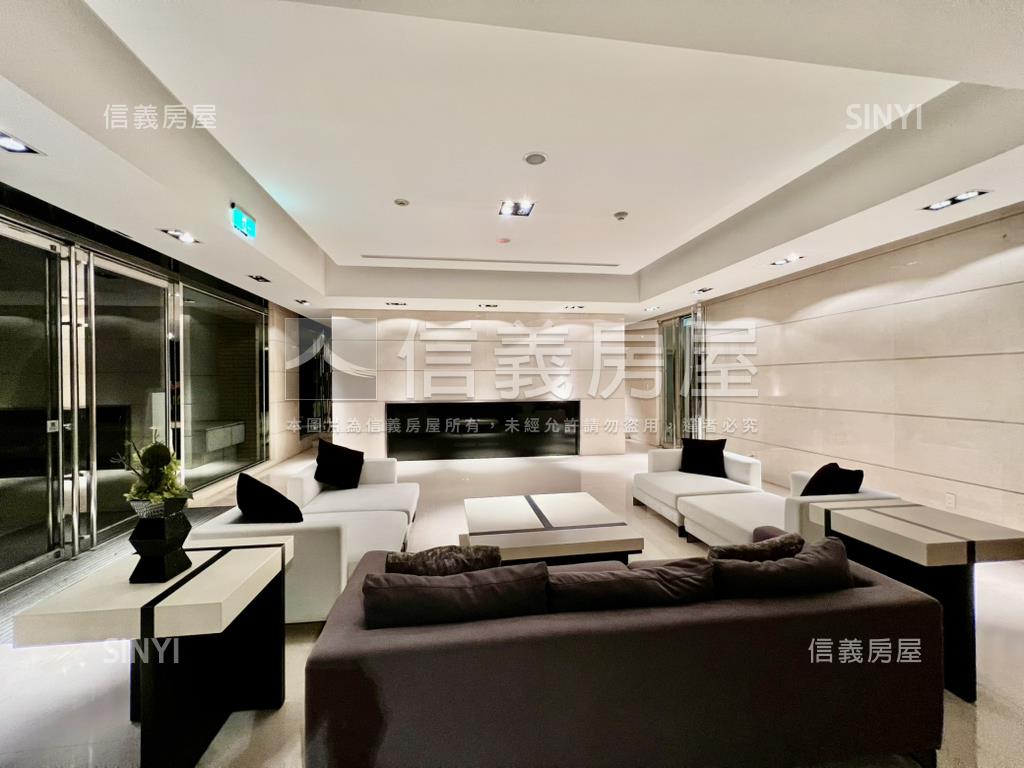 大直捷運管理美屋附車位房屋室內格局與周邊環境