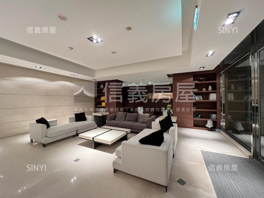 大直捷運管理美屋附車位房屋室內格局與周邊環境