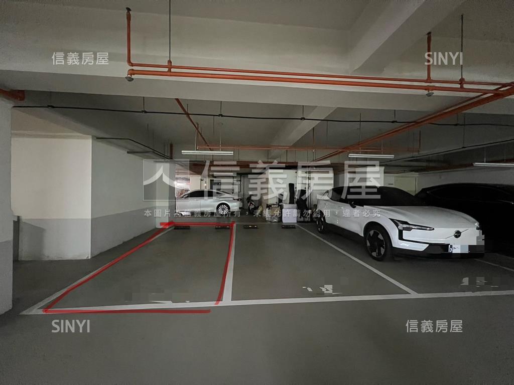 大直捷運管理美屋附車位房屋室內格局與周邊環境
