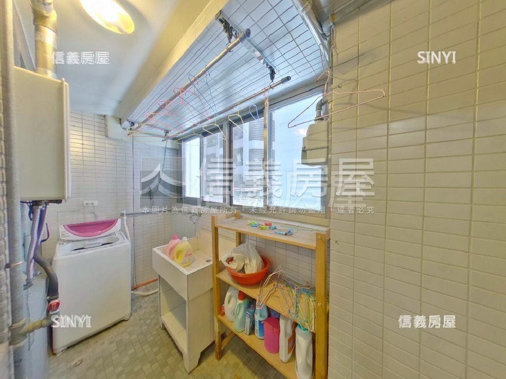 海華國際會館大兩房車位房屋室內格局與周邊環境
