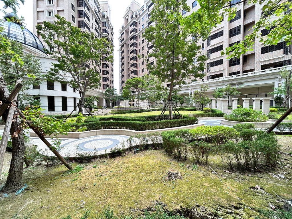 專任夏卡爾東區三房房屋室內格局與周邊環境