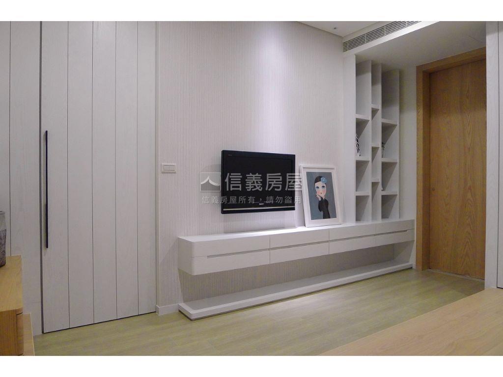 康舟海景四房雙廳雅邸房屋室內格局與周邊環境