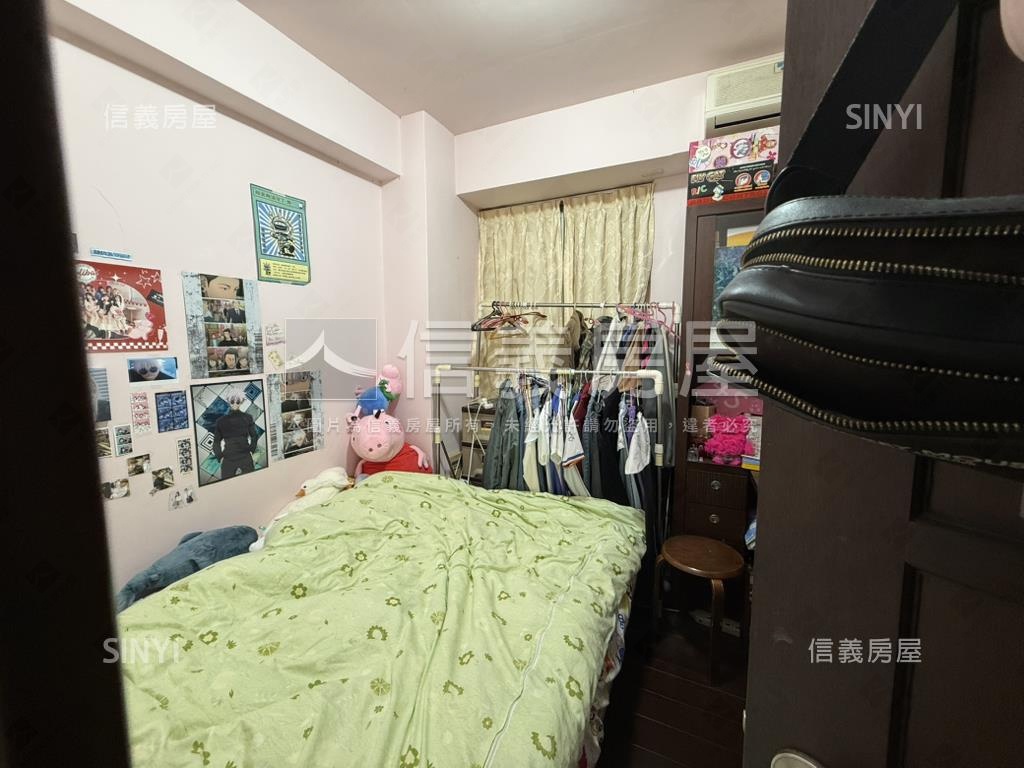 安樂區方正有露臺四房房屋室內格局與周邊環境