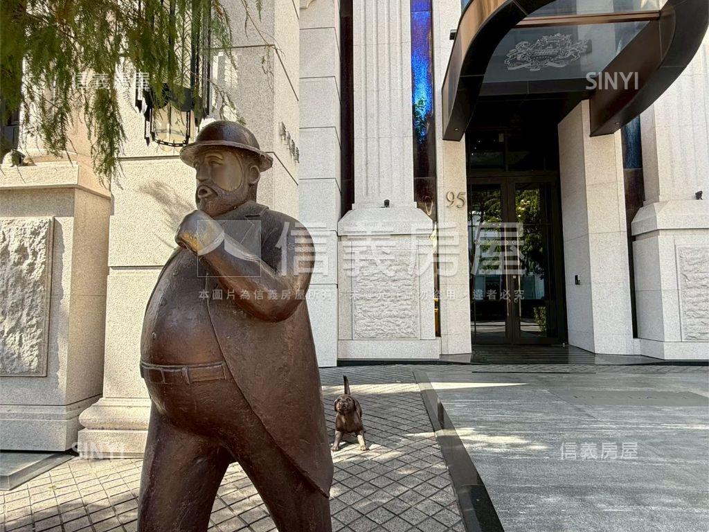 時代英倫前棟視野裝潢戶房屋室內格局與周邊環境