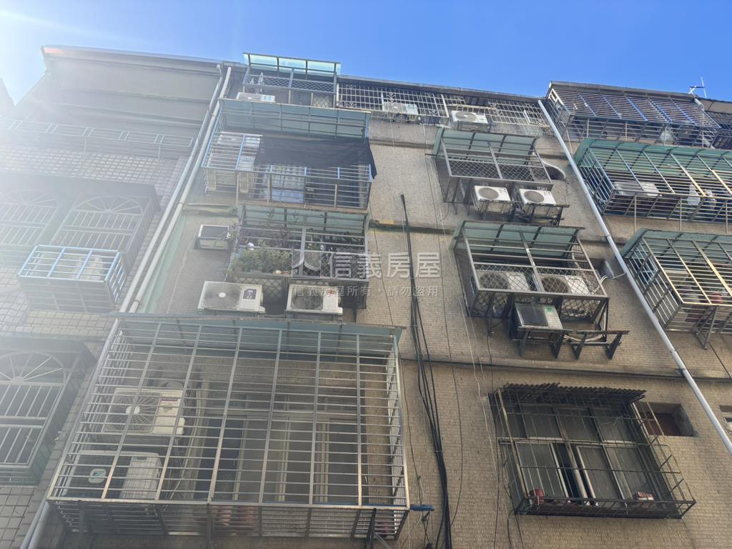明德收租黃金寶房屋室內格局與周邊環境