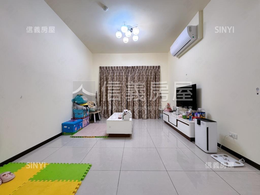 百川文心硯採光美３房車位房屋室內格局與周邊環境