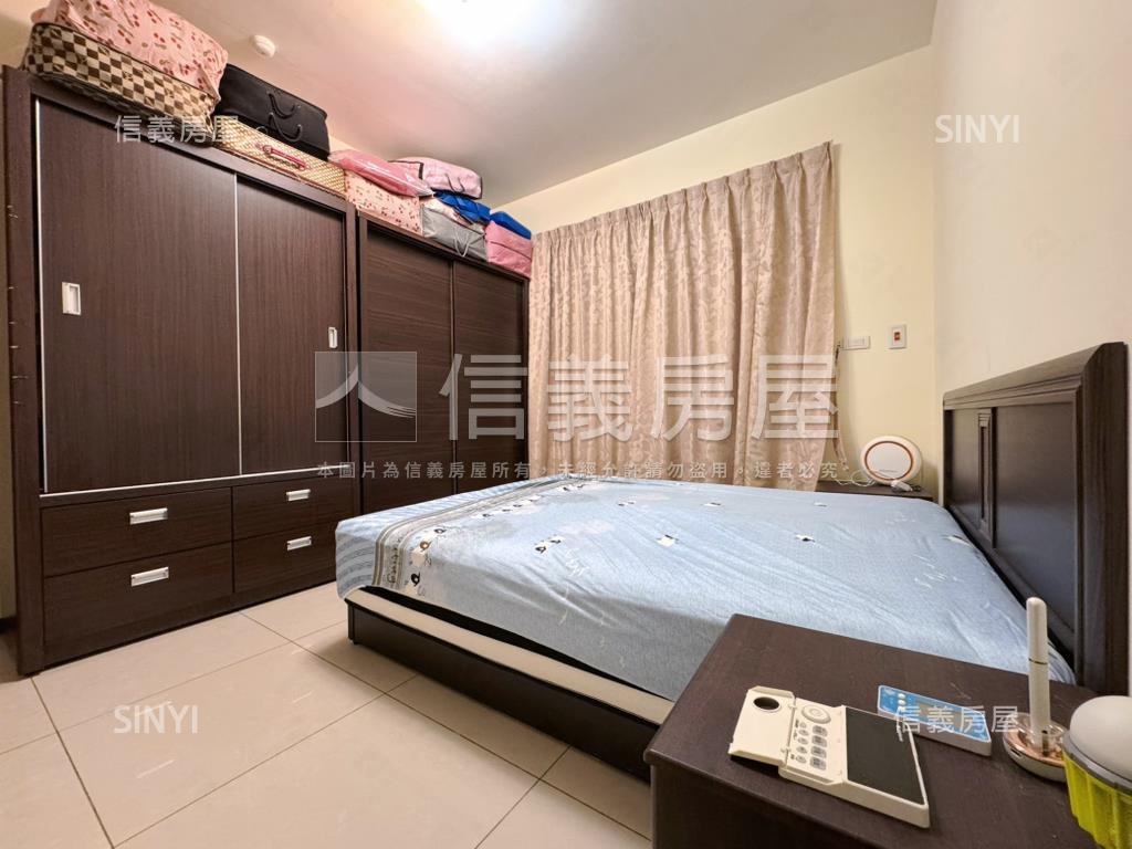 百川文心硯採光美３房車位房屋室內格局與周邊環境