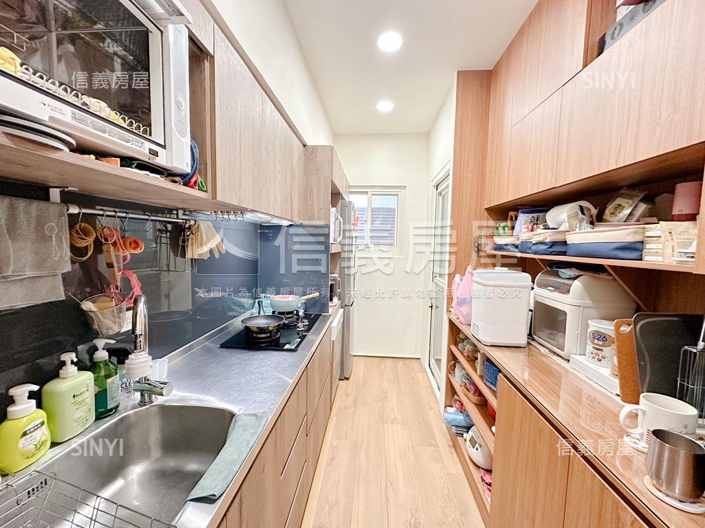 新★康莊海山捷運溫馨兩房房屋室內格局與周邊環境