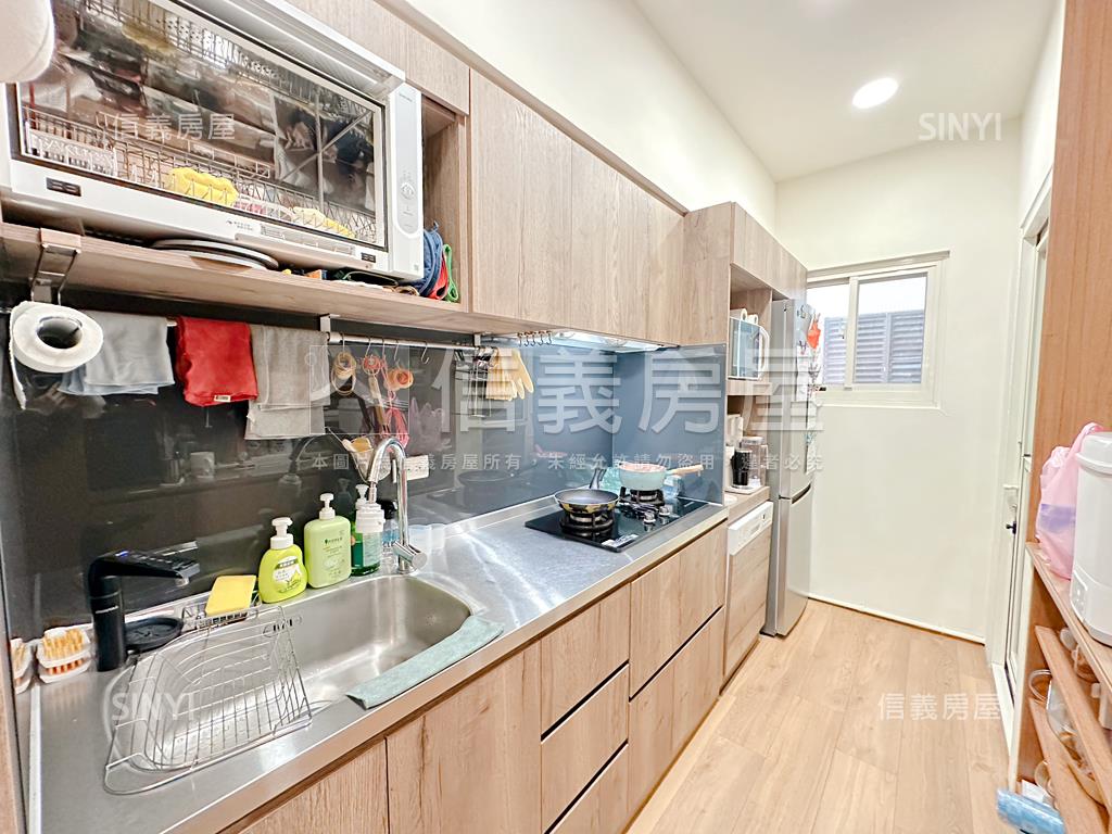 新★康莊海山捷運溫馨兩房房屋室內格局與周邊環境