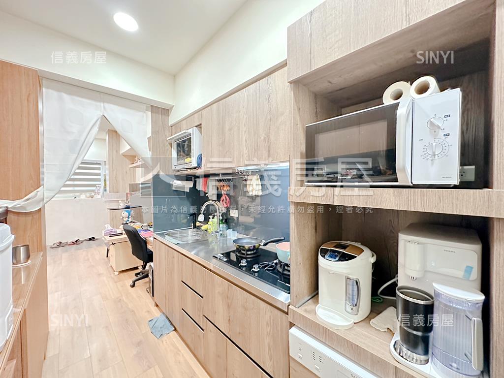 新★康莊海山捷運溫馨兩房房屋室內格局與周邊環境