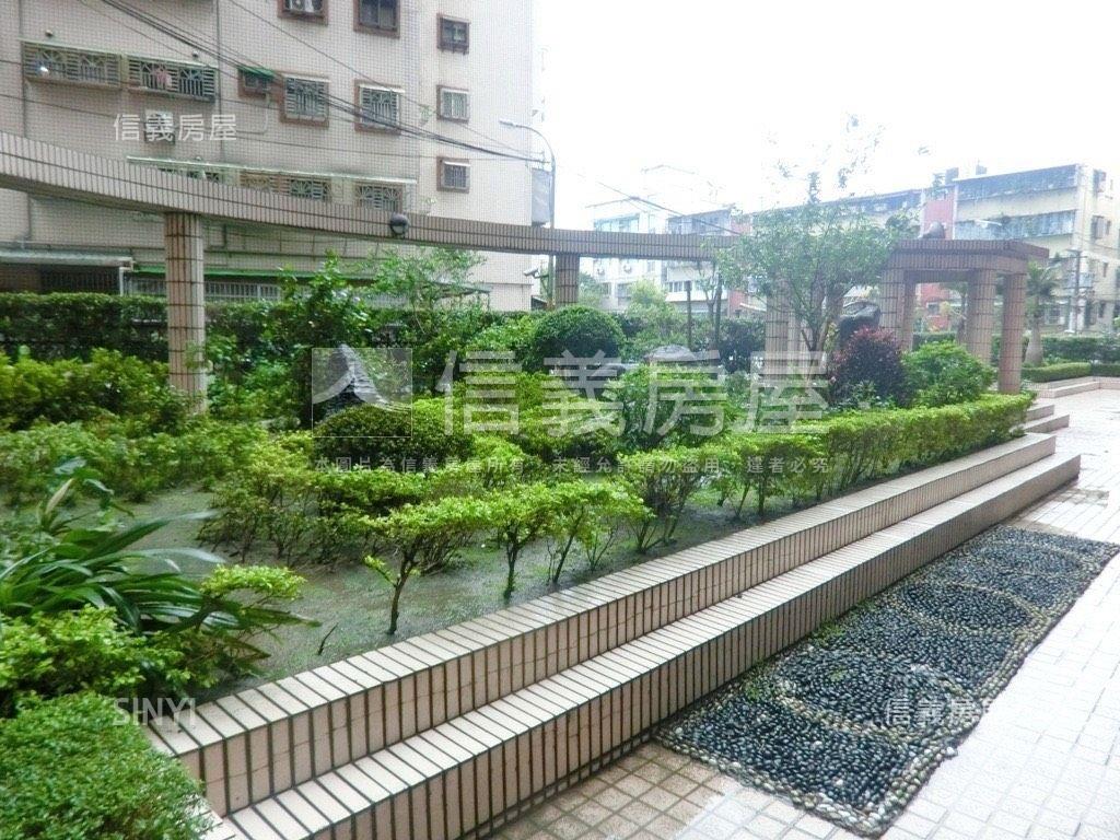 新★康莊海山捷運溫馨兩房房屋室內格局與周邊環境