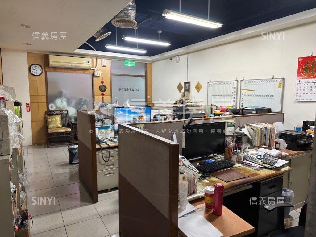 萬國財星廠辦Ⅰ房屋室內格局與周邊環境