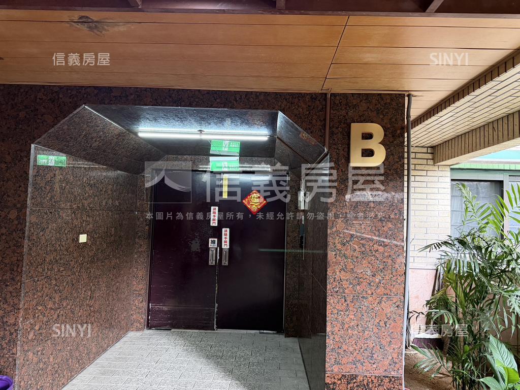 巴黎廣場大面採光稀有兩房房屋室內格局與周邊環境