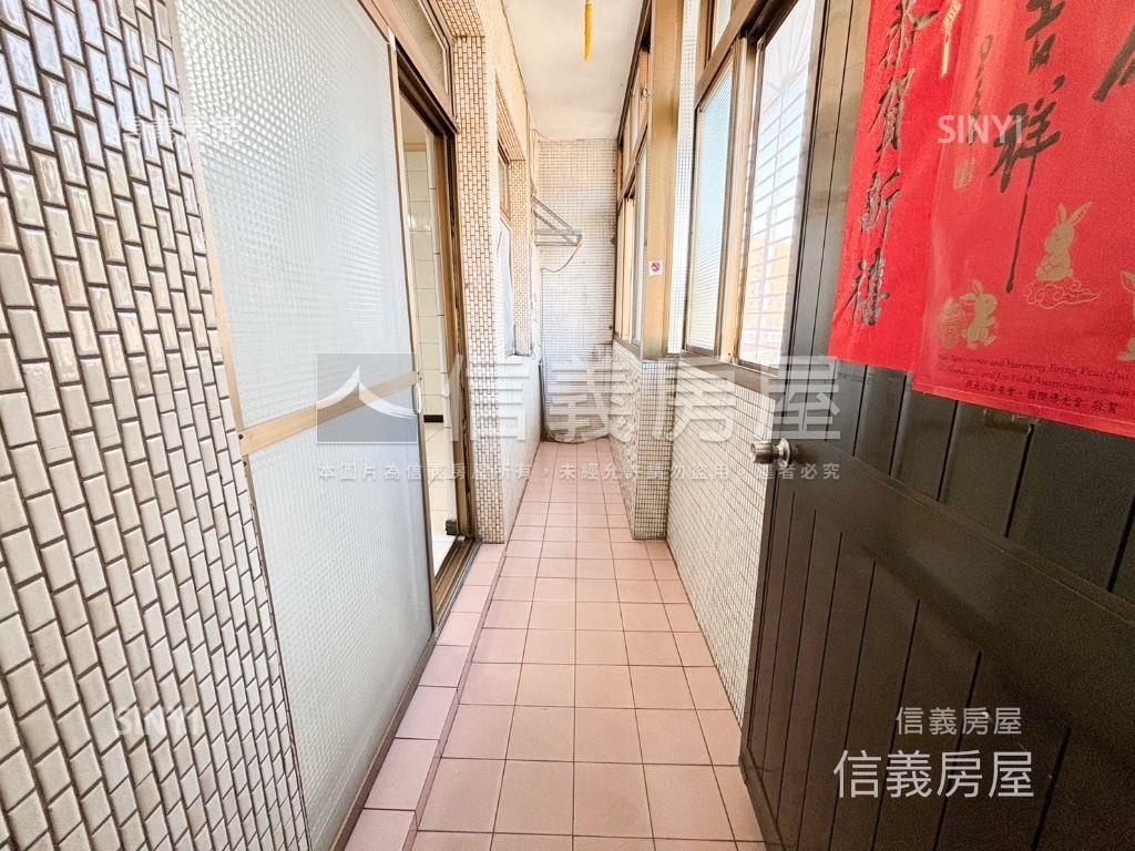 龍山國小芳鄰頂加房屋室內格局與周邊環境