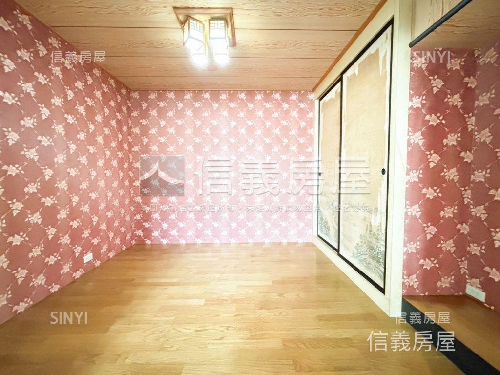 龍山國小芳鄰頂加房屋室內格局與周邊環境