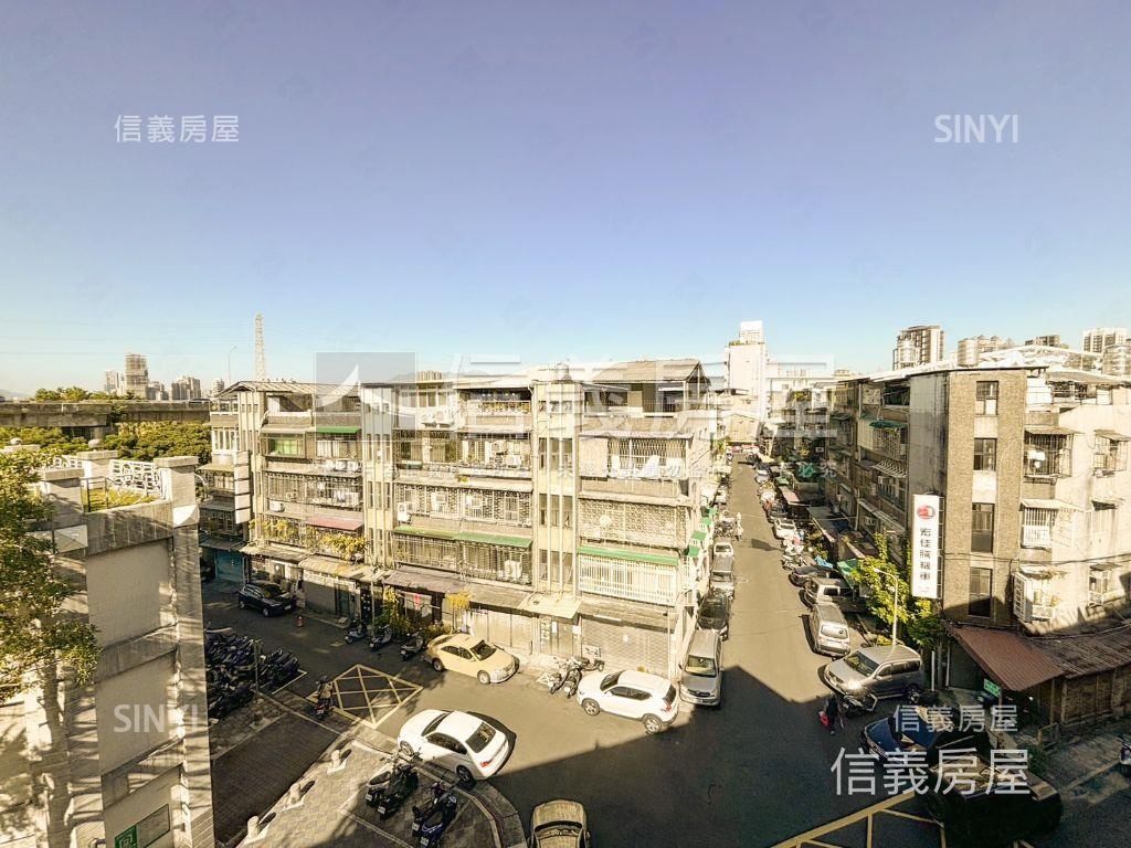 龍山國小芳鄰頂加房屋室內格局與周邊環境